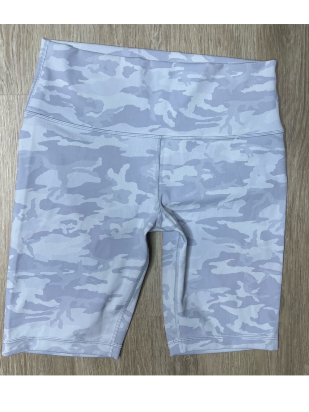Lululemon Wunder Under High Rise Shorts 8 Camo Silver Blue Ice Grey 12